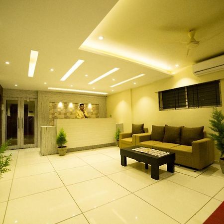 Hotel Plaza Heights Bangalore Exterior photo